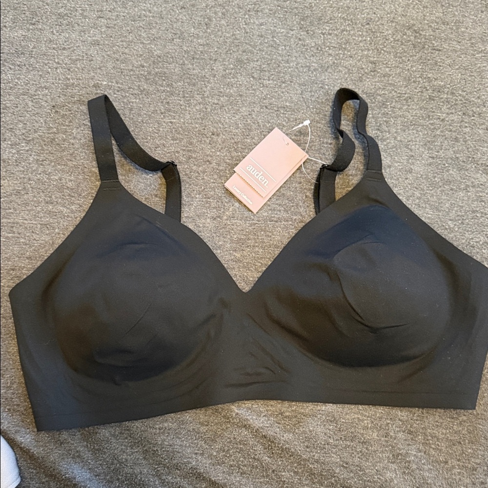 Audren Women's Elegant Black Bra